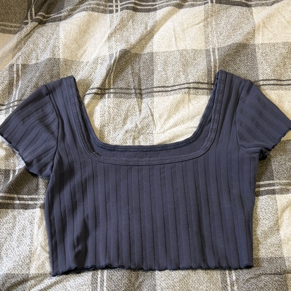 21. OFFLINE BY AERIE OG GROOVE CROP TEE - Picture 2 of 3